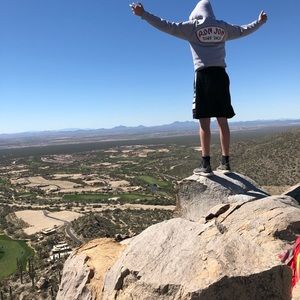 Meet your Posher, Carson